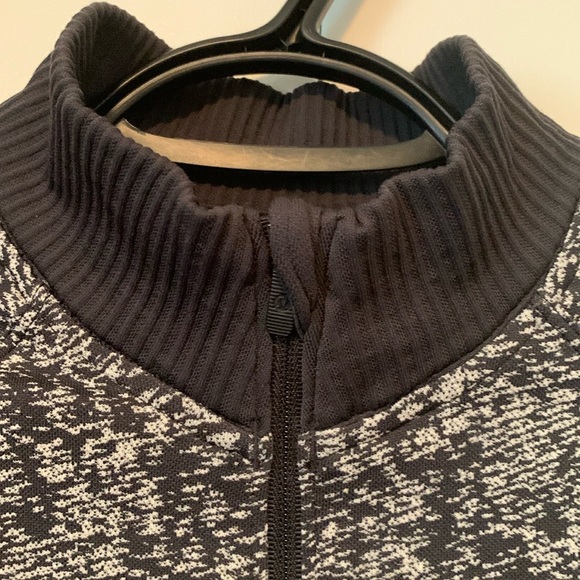 Lululemon Athletica Rest Less Black & White 1/2 Zip Women’s Long Sleeve Size 4 - Picture 3 of 7